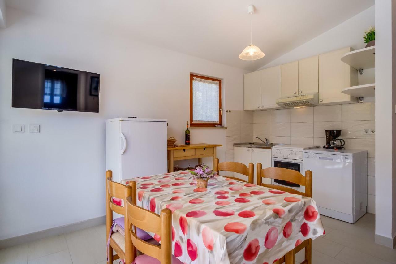 Apartments Валун Екстер'єр фото